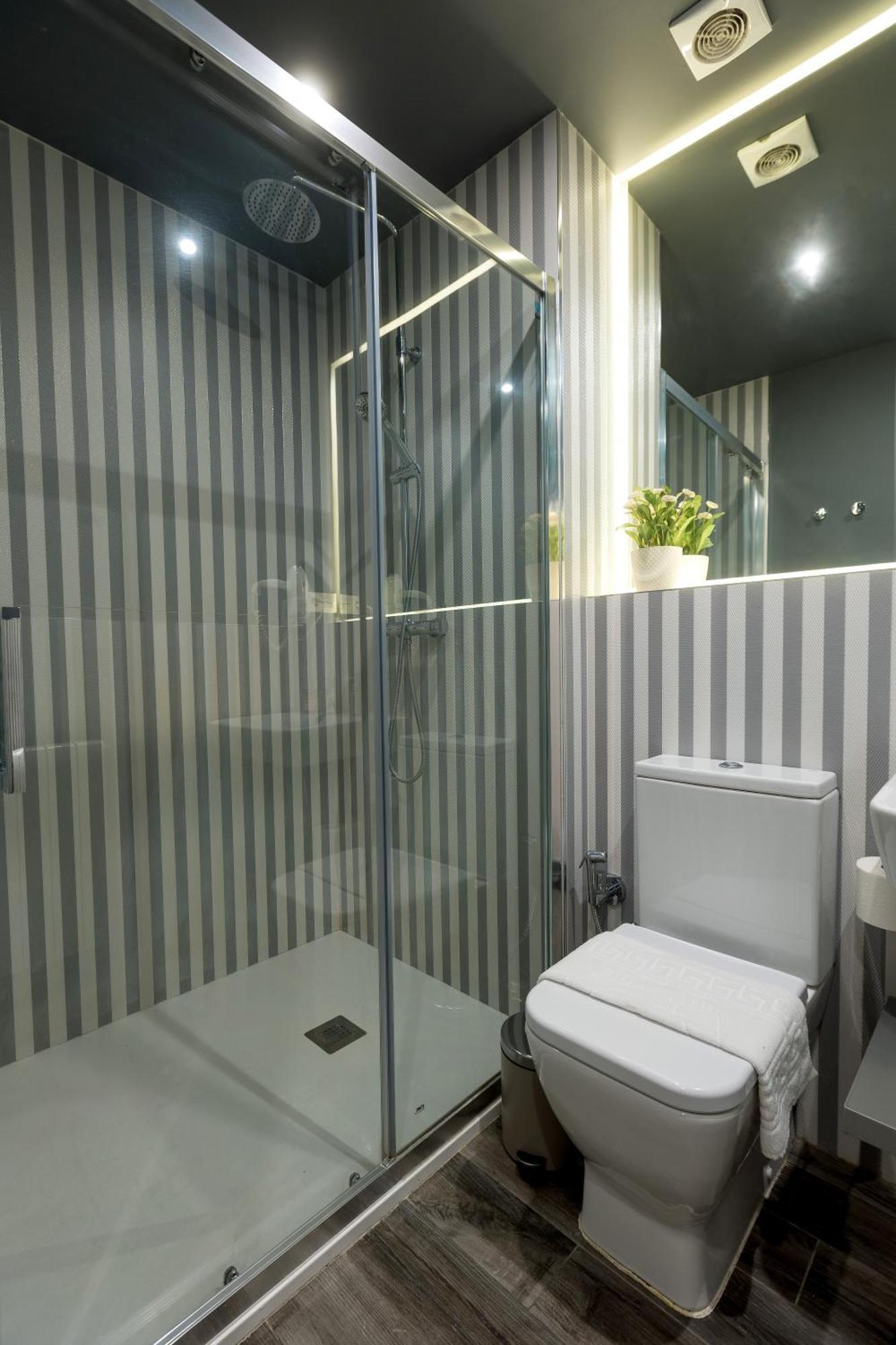 Inmyhome Puerta Real Granada Bagian luar foto